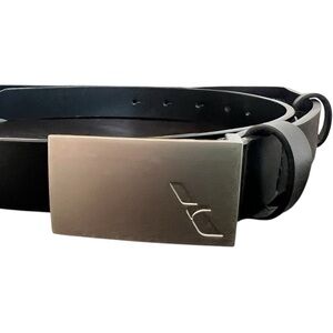 Black Leather Cross Silver Buckle Mens Belt Sz 1X 47 in long